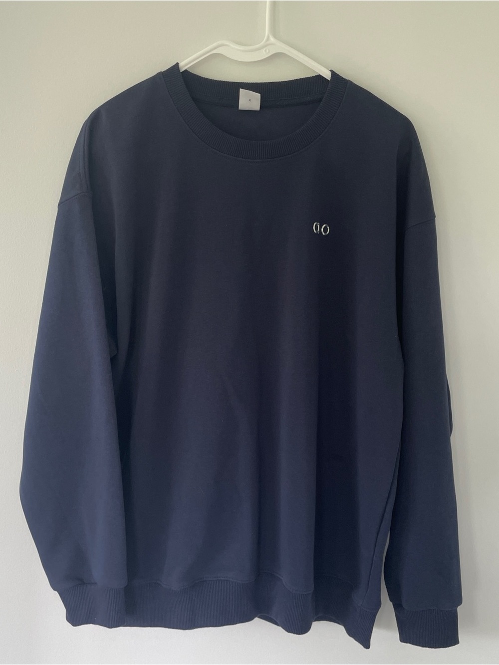 Alo navy blue crew neck sweatshirt